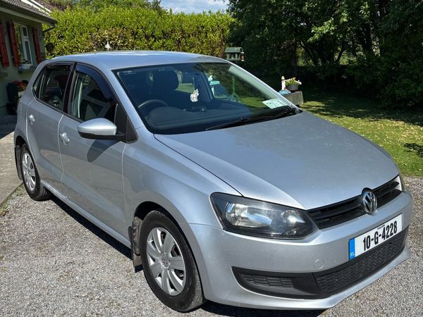 Volkswagen Polo Hatchback, Diesel, 2010, Silver
