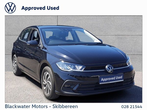 Volkswagen Polo Hatchback, Petrol, 2024, Black