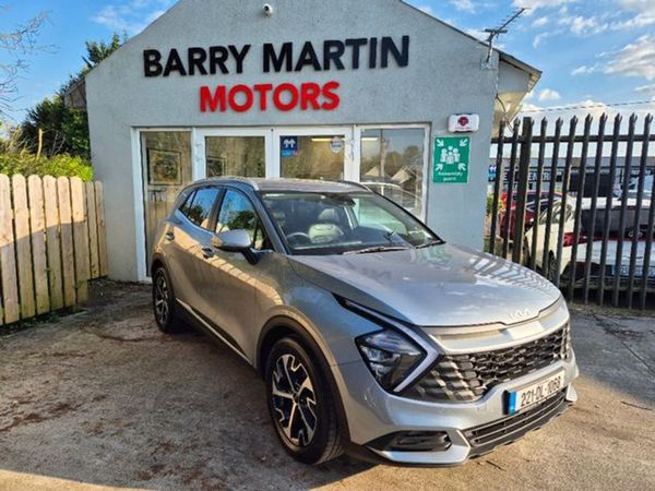 Kia Sportage MPV, Diesel, 2022, Grey