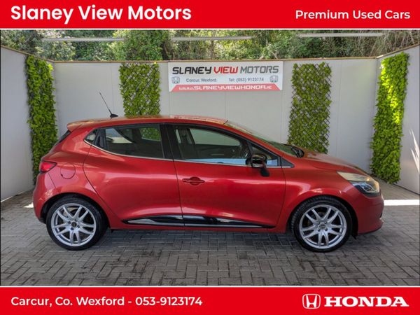Renault Clio Hatchback, Diesel, 2014, Red