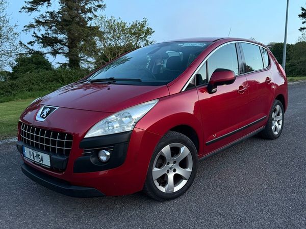 Peugeot 3008 MPV, Diesel, 2011, Red