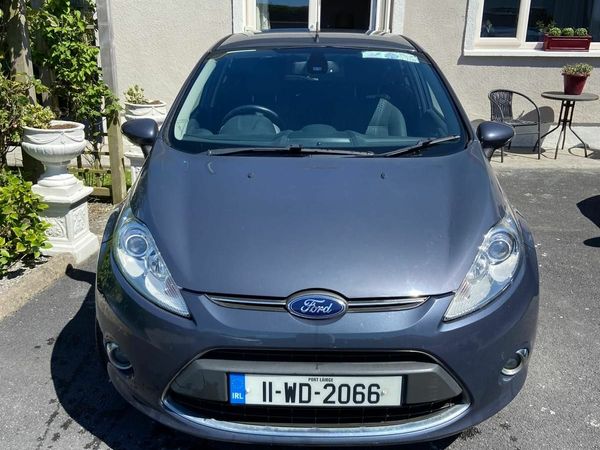 Ford Fiesta Hatchback, Diesel, 2011, Grey