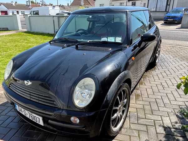 Mini Cooper Hatchback, Petrol, 2004, Black