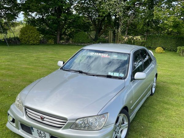 Toyota Altezza Saloon, Petrol, 2004, Silver