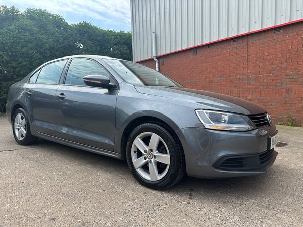 Volkswagen Jetta Saloon, Diesel, 2013, Grey