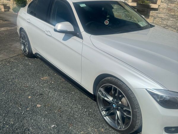 BMW 3-Series Saloon, Diesel, 2014, White