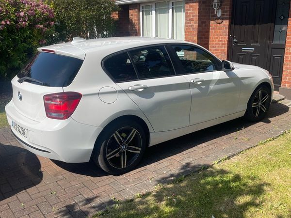 BMW 1-Series Hatchback, Diesel, 2012, White