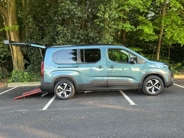 Peugeot Expert MPV, Diesel, 2024, Blue