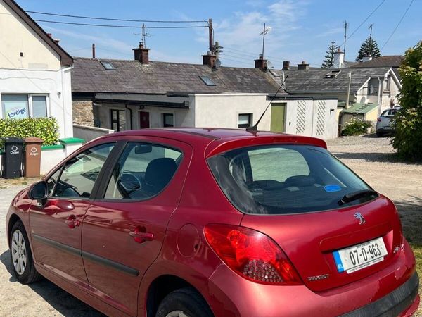 Peugeot 207 Hatchback, Petrol, 2007, Red