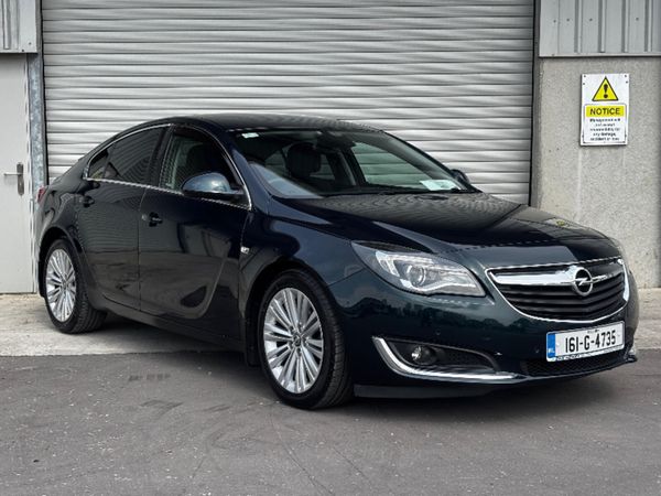 Opel Insignia Hatchback, Diesel, 2016, Green