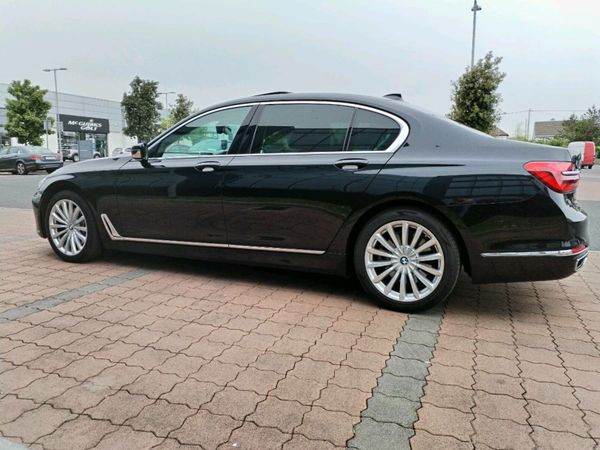 BMW 7-Series Saloon, Diesel, 2017, Black