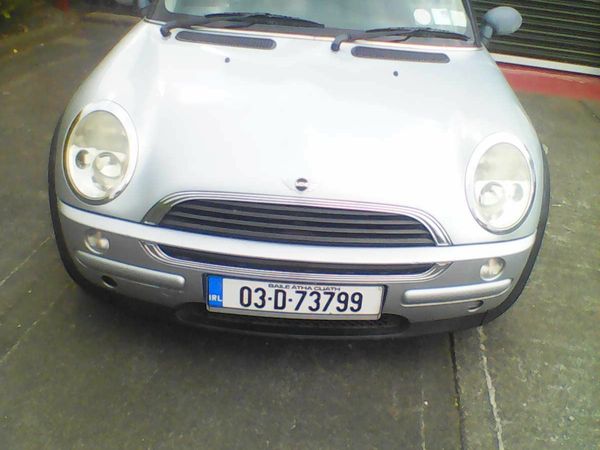 Mini One Hatchback, Petrol, 2003, Silver