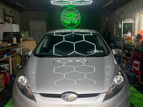 Ford Fiesta Hatchback, Petrol, 2009, Silver