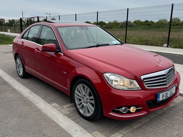 Mercedes-Benz C-Class Saloon, Diesel, 2011, Red