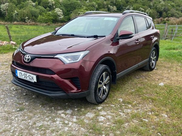 Toyota RAV4 SUV, Diesel, 2017, Red