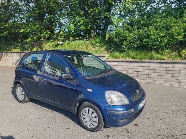 Toyota Yaris Hatchback, Petrol, 2005, Blue