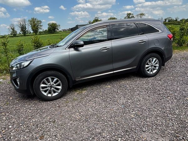 Kia Sorento SUV, Diesel, 2015, Grey