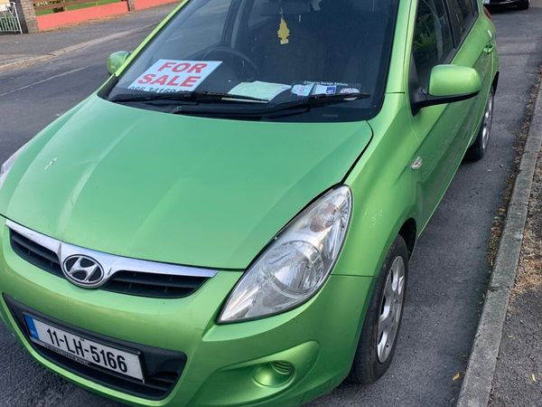 Hyundai i20 Hatchback, Diesel, 2011, Green