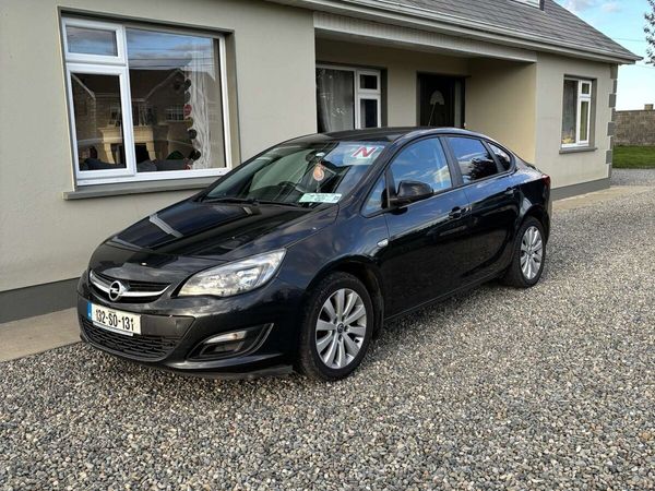 Opel Astra Saloon, Diesel, 2013, Black