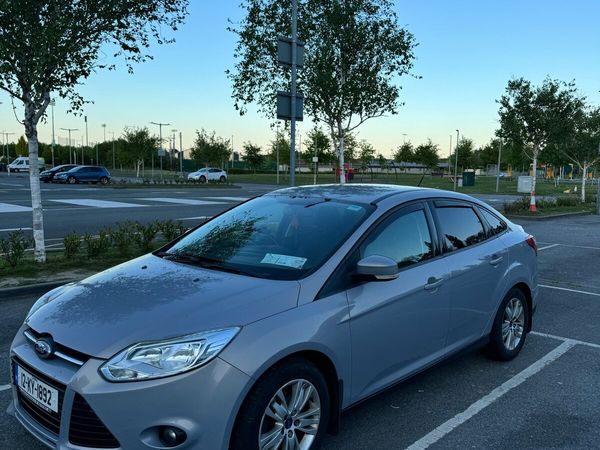 Ford Focus Saloon, Diesel, 2012, Grey