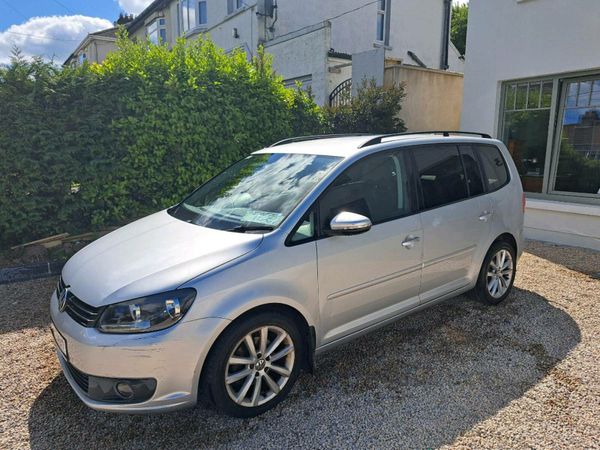 Volkswagen Touran MPV, Diesel, 2012, Silver