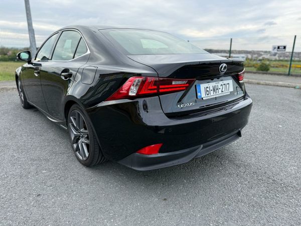 Lexus IS Saloon, Petrol Hybrid, 2016, Black