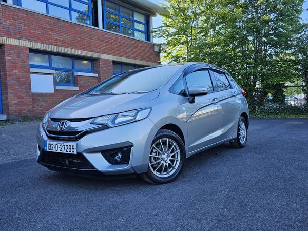Honda Fit Hatchback, Petrol Hybrid, 2013, Grey