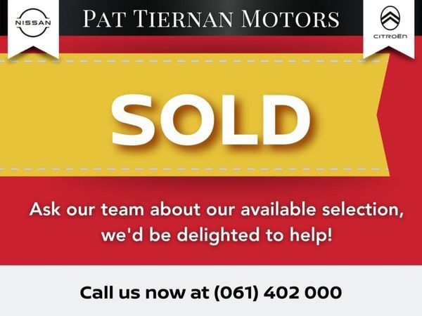 Toyota Auris Hatchback, Petrol, 2018, Red