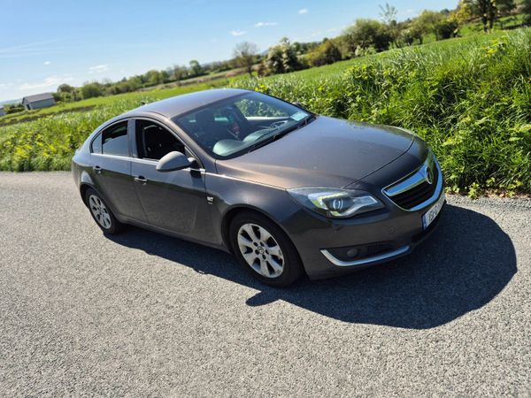 Vauxhall Insignia Hatchback, Diesel, 2015, Grey