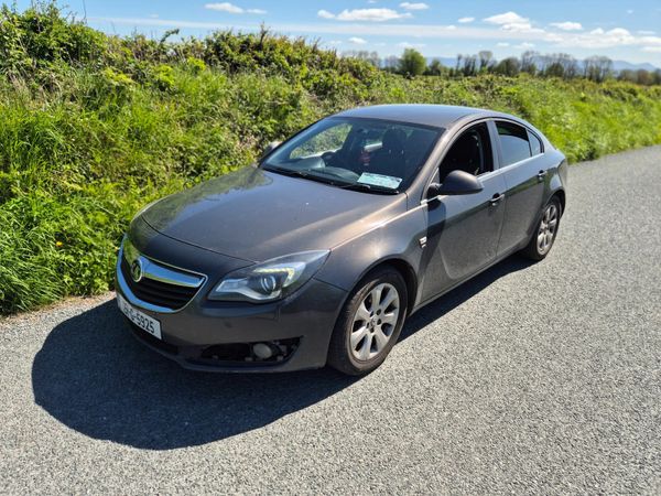 Vauxhall Insignia Hatchback, Diesel, 2015, Grey