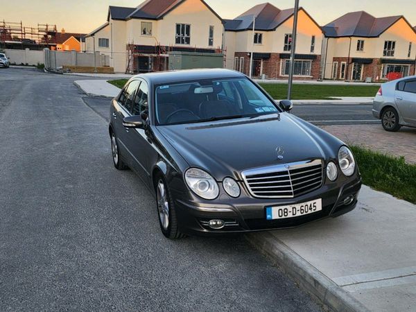 Mercedes-Benz E-Class Saloon, Petrol, 2008, Grey