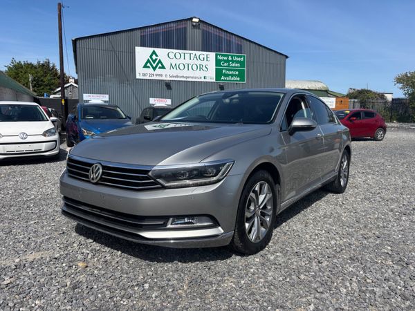 Volkswagen Passat Saloon, Petrol, 2015, Silver