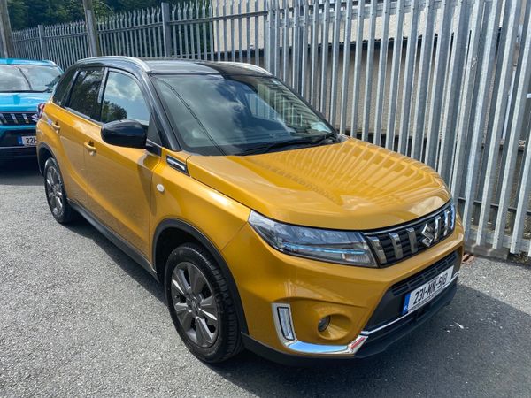 Suzuki Vitara SUV, Petrol, 2023, Yellow