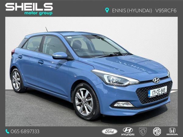 Hyundai i20 Hatchback, Petrol, 2017, Blue