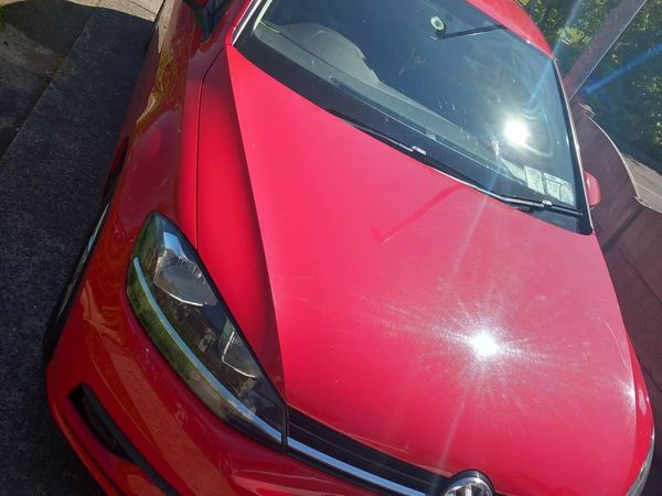 Volkswagen Golf Estate, Diesel, 2018, Red