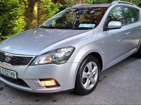 Kia Ceed Estate, Diesel, 2012, Silver