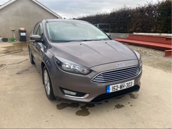 Ford Focus Hatchback, Diesel, 2015, Brown