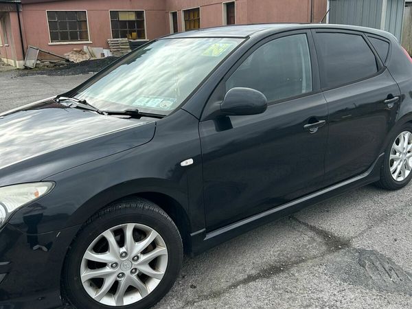 Hyundai i30 Hatchback, Petrol, 2010, Black
