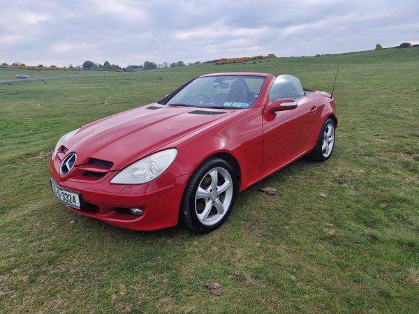 Mercedes-Benz SLK Convertible, Petrol, 2005, Red
