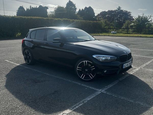 BMW 1-Series Hatchback, Diesel, 2016, Black