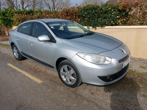 Renault Fluence Saloon, Diesel, 2012, Silver