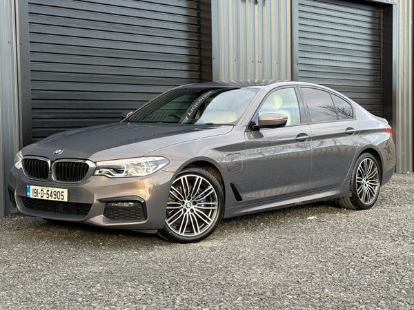 BMW 5-Series Saloon, Petrol Hybrid, 2019, Beige