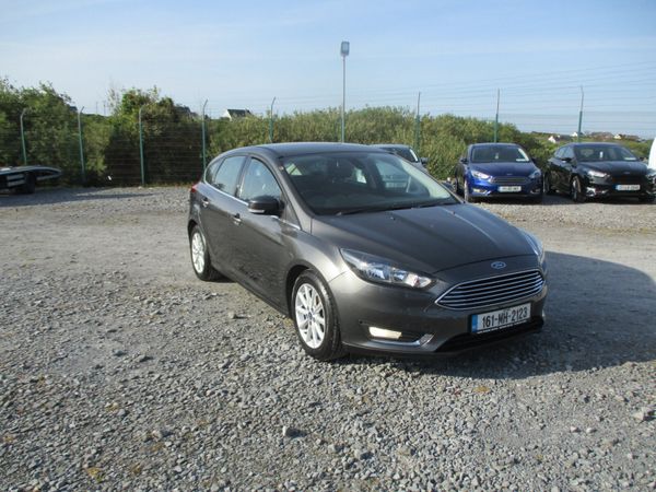 Ford Focus Hatchback, Diesel, 2016, Grey