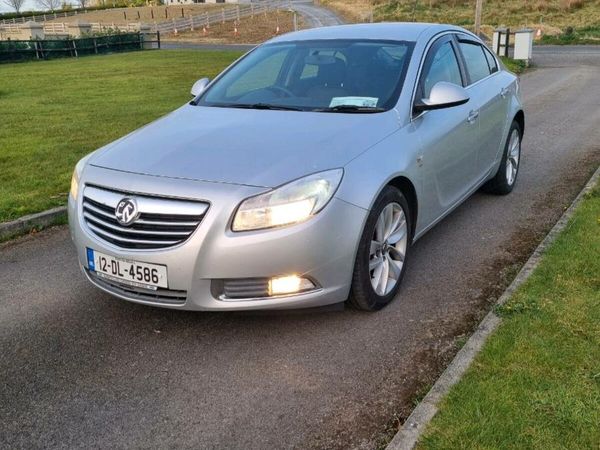 Vauxhall Insignia Hatchback, Diesel, 2012, Silver