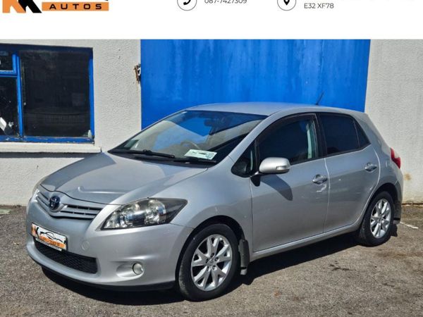 Toyota Auris Hatchback, Diesel, 2012, Silver
