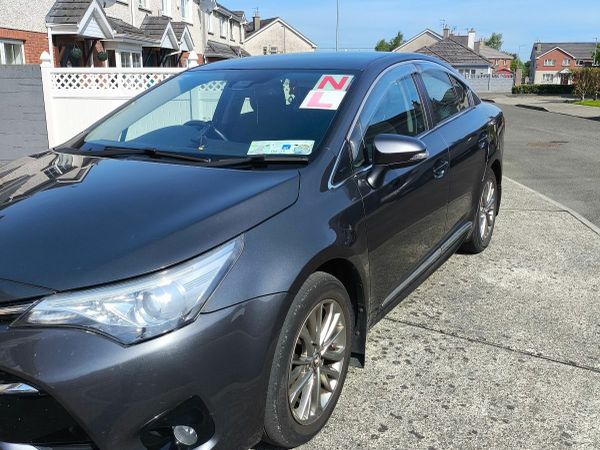 Toyota Avensis Saloon, Diesel, 2016, Grey
