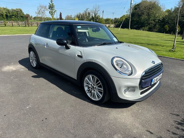 Mini Cooper Hatchback, Diesel, 2016, Silver