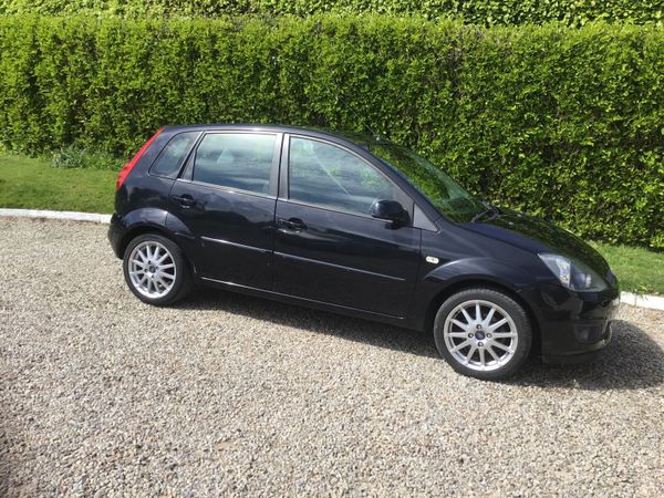 Ford Fiesta Hatchback, Petrol, 2008, Black