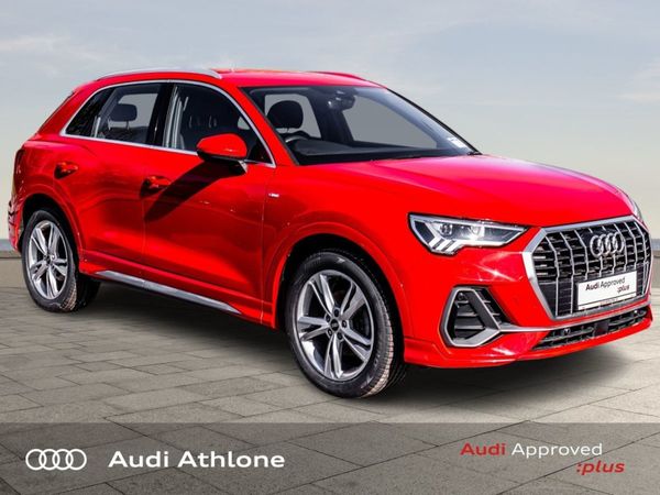 Audi Q3 MPV, Diesel, 2022, Red