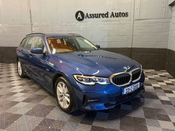 BMW 3-Series Estate, Petrol Hybrid, 2022, Blue